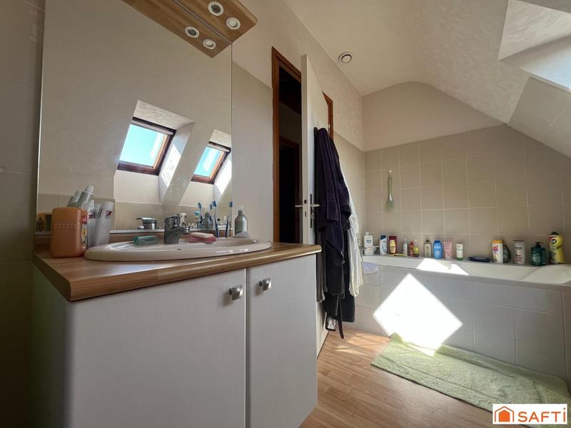 Maison - 105 m² - 7 pièces