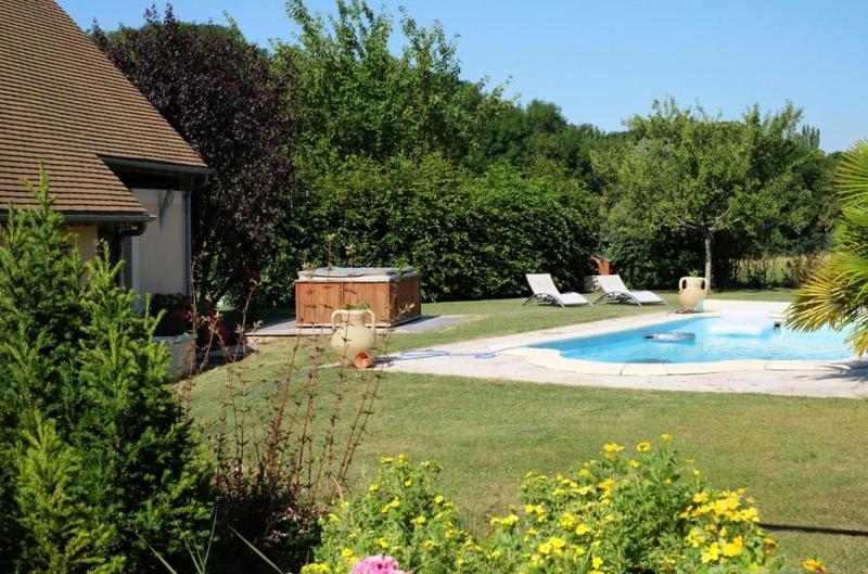 Pavillon - 264 m² - 8 pièces