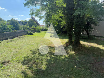 Maison - 215 m² - 6 pièces