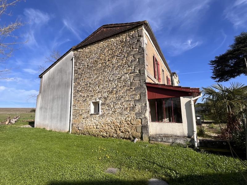 Maison ancienne - 160 m² - 5 pièces