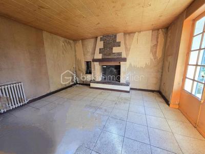 Maison - 96 m² - 4 pièces