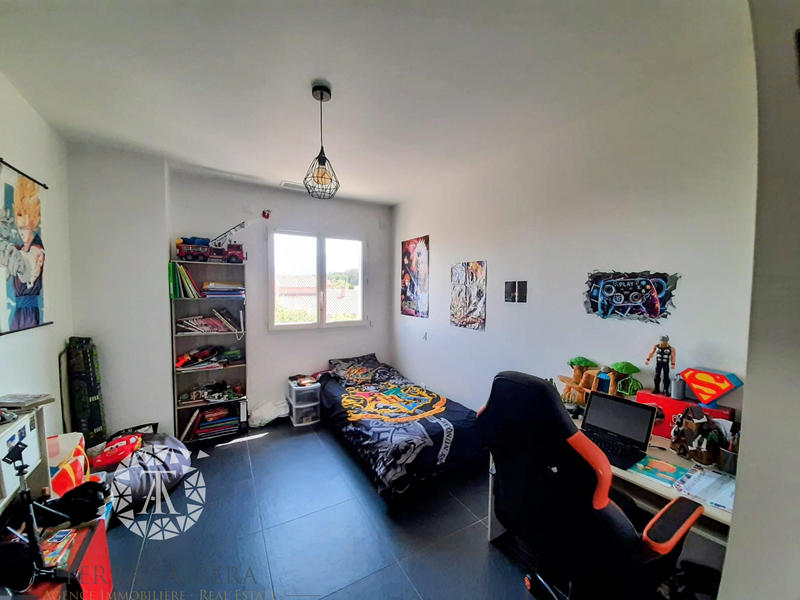 Villa - 130 m² - 5 pièces