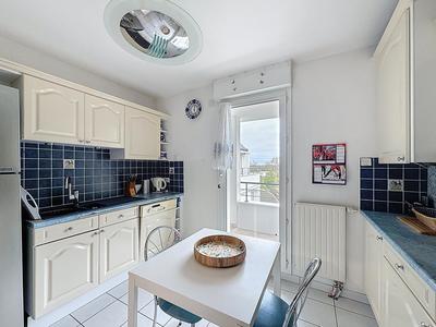 Appartement - 120 m² - 4 pièces