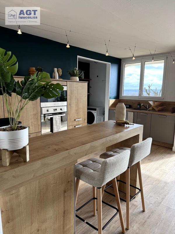 Appartement - 67 m² - 3 pièces