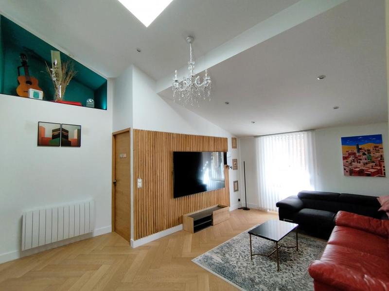 Maison - 122 m² - 4 pièces