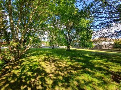 Terrain constructible - 1 644 m²