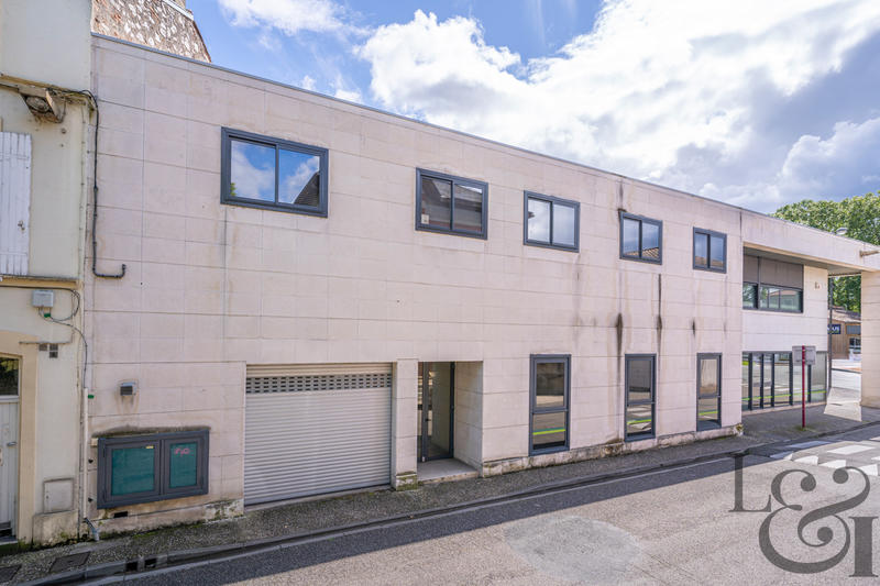 Appartement - 165 m² - 5 pièces