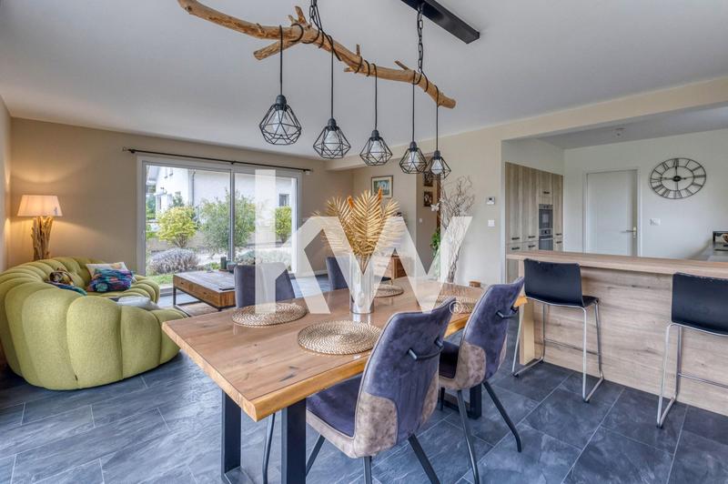 Maison - 117 m² - 5 pièces