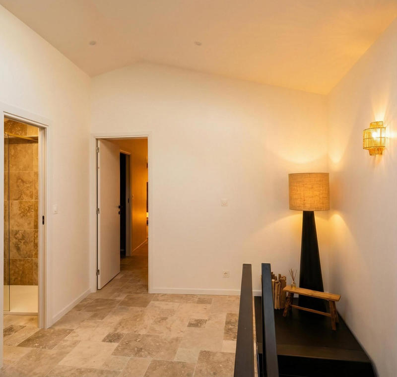 Maison - 185 m² - 4 pièces