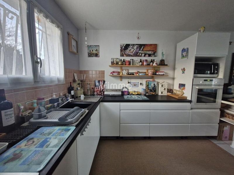 Maison - 90 m² - 4 pièces