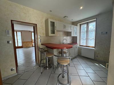 Maison - 141 m² - 6 pièces