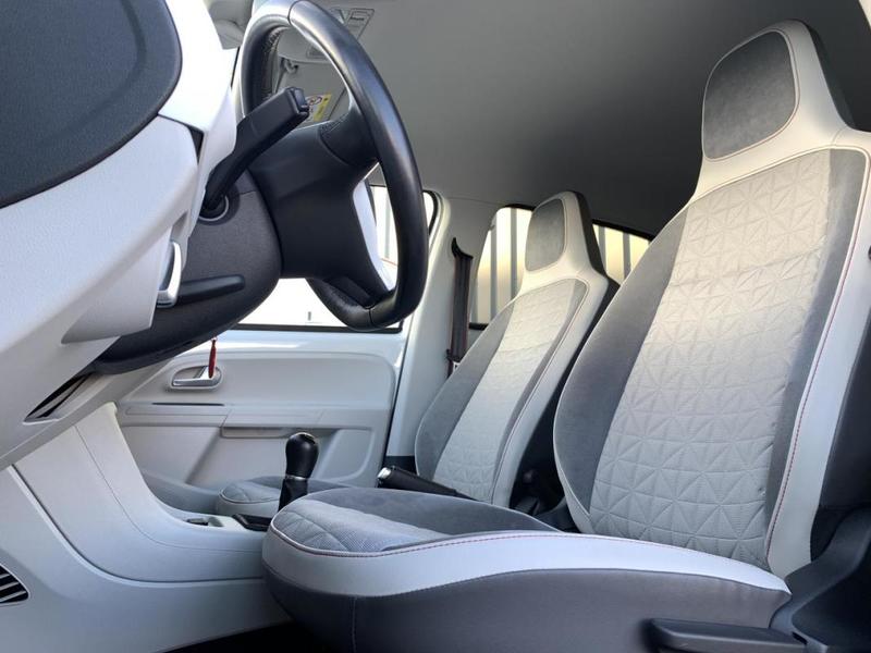 Volkswagen Up! 1.0i 75 Ch Beats Audio - Garantie 6 Mois