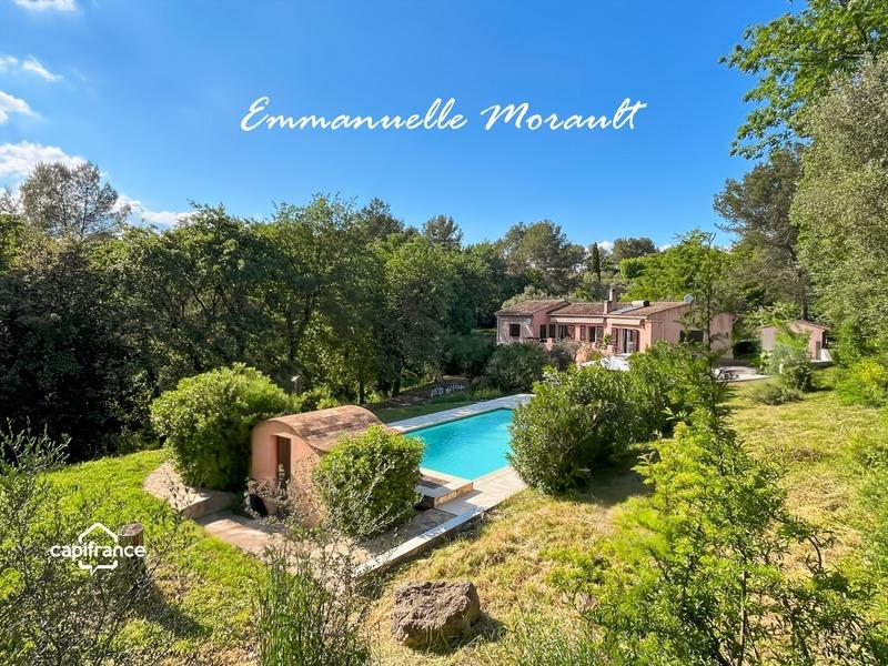 Villa - 210 m² - 7 pièces