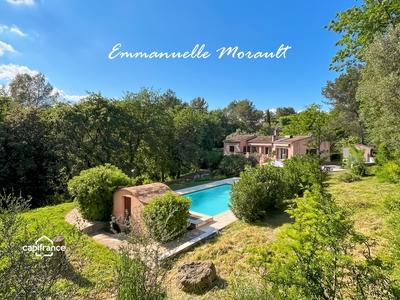 Villa - 210 m² - 7 pièces