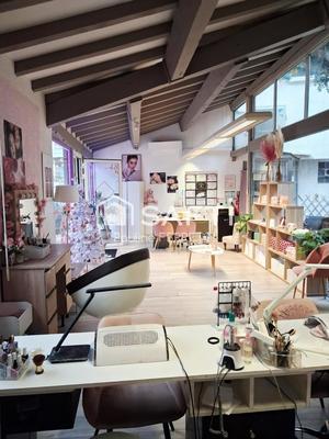 Local commercial - 91 m² - 2 pièces