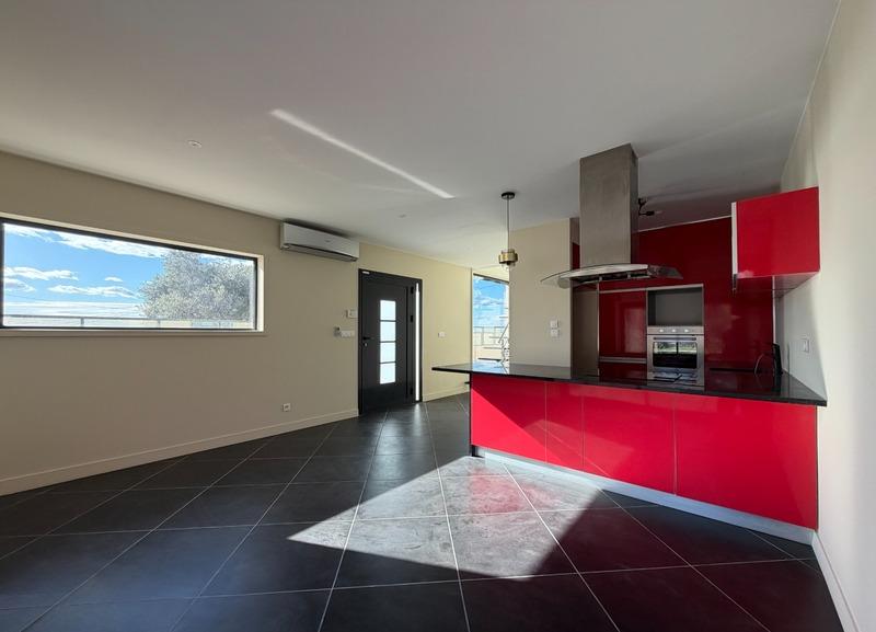 Maison - 104 m² - 5 pièces