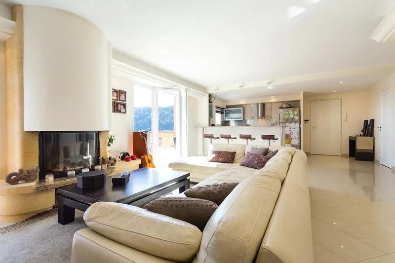 Villa sur toit - 108 m² - 4 pièces