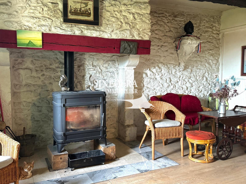 Maison - 200 m² - 6 pièces