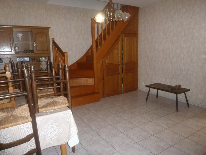 Maison - 316 m² - 18 pièces