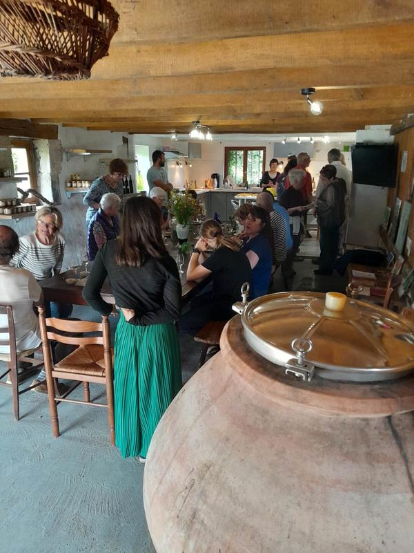 Le sentier des 5 sens au Domaine les Hauts de Riquets balade gourmande