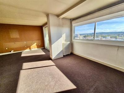 Appartement - 149 m² - 6 pièces