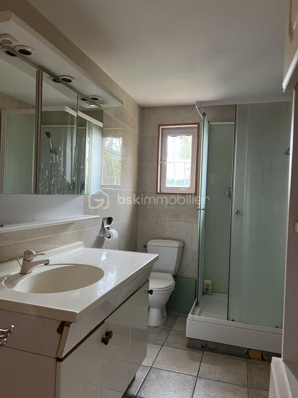 Maison - 196 m² - 6 pièces