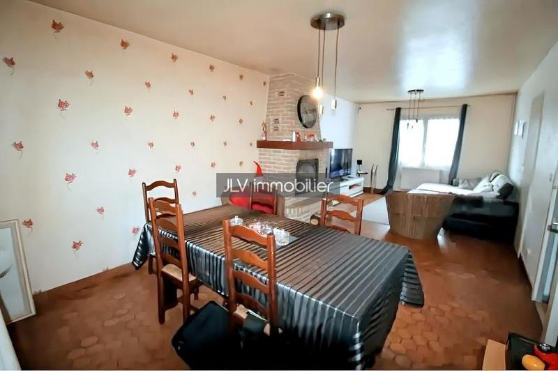 Maison - 98 m² - 6 pièces