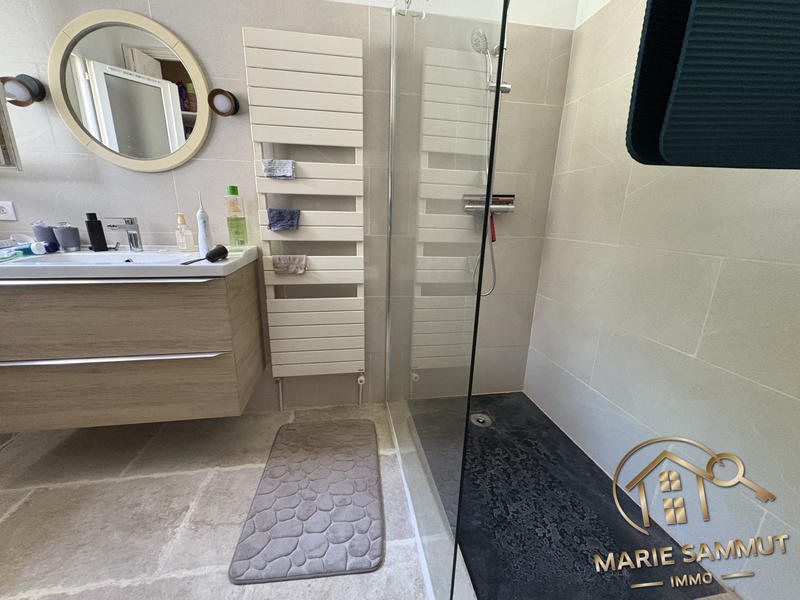 Maison - 180 m² - 6 pièces