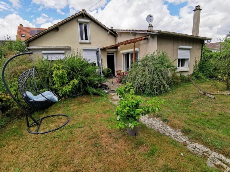 Maison - 80 m² - 5 pièces