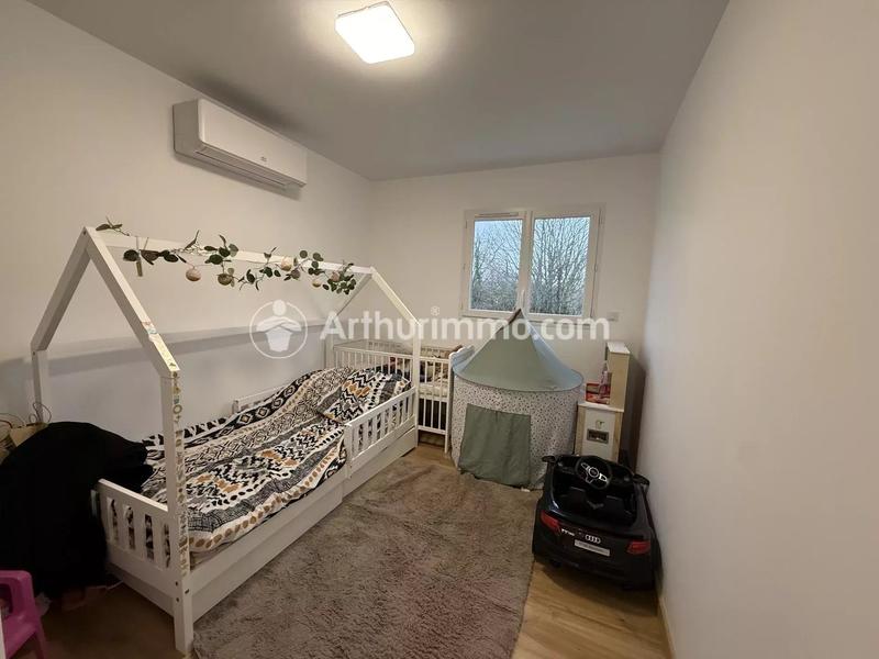 Maison - 92 m² - 5 pièces