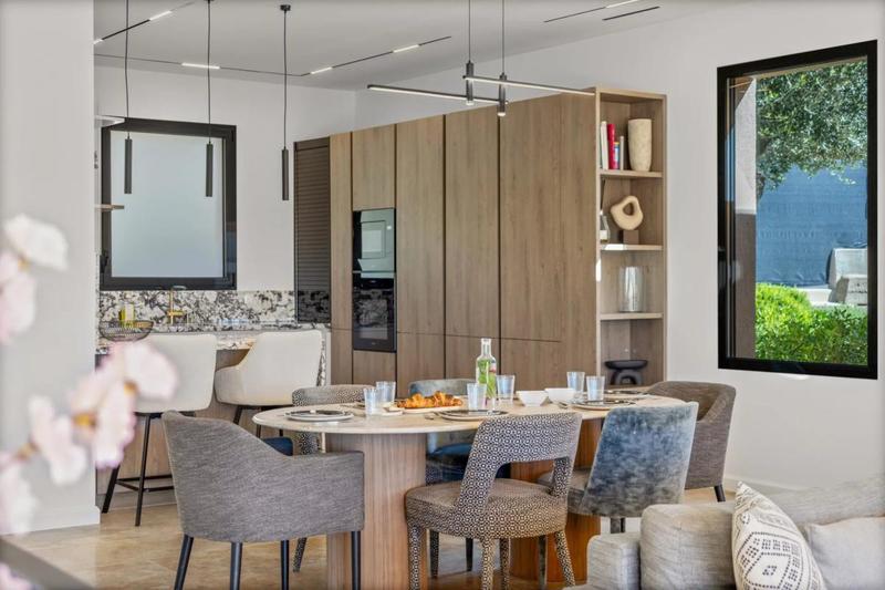 Villa - 204 m² - 6 pièces