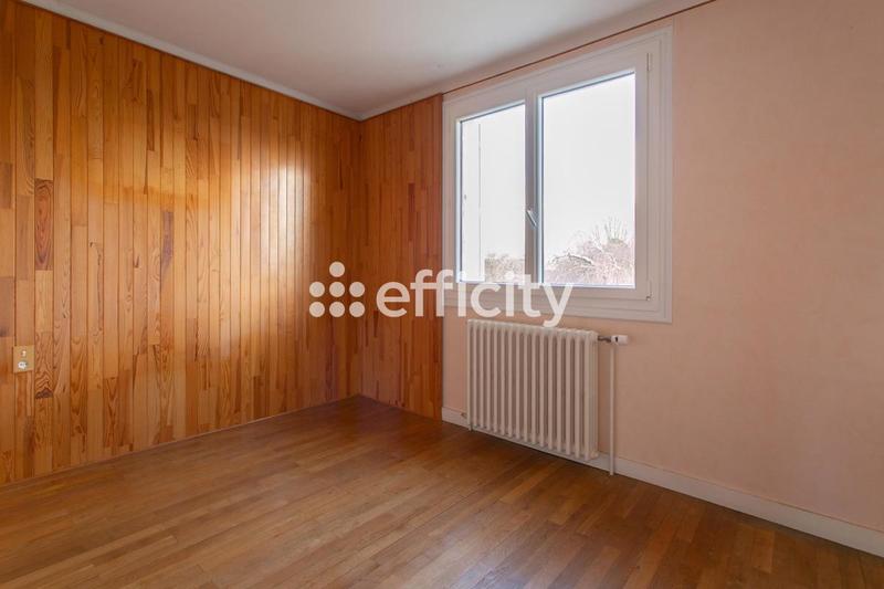 Maison - 100 m² - 6 pièces