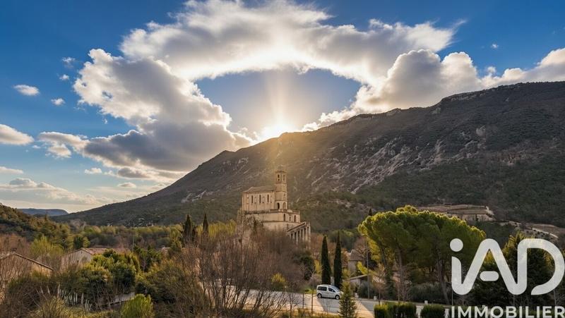 Maison - 140 m² - 4 pièces