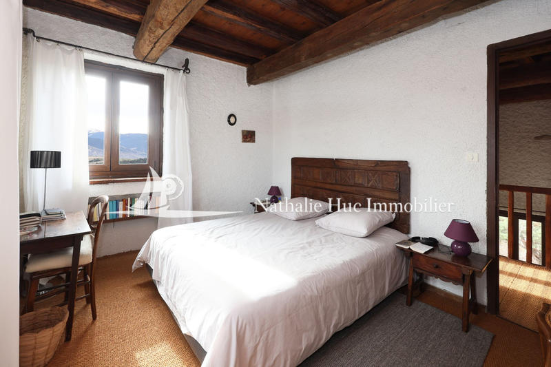 Maison - 210 m² - 8 pièces