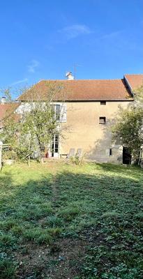 Maison ancienne - 130 m² - 3 pièces