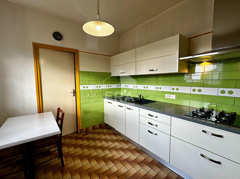 Maison - 90 m² - 6 pièces