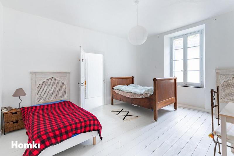 Maison de village - 203 m² - 7 pièces