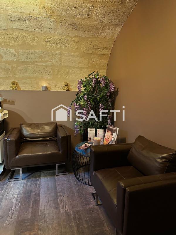 Local commercial - 120 m² - 7 pièces