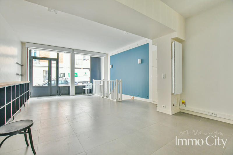 Local commercial - 75 m² - 2 pièces