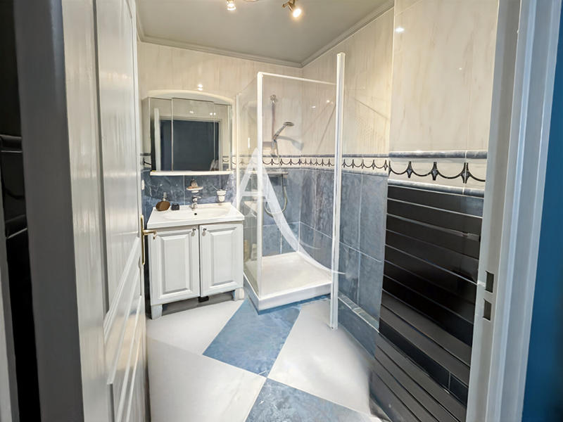 Appartement - 129 m² - 4 pièces