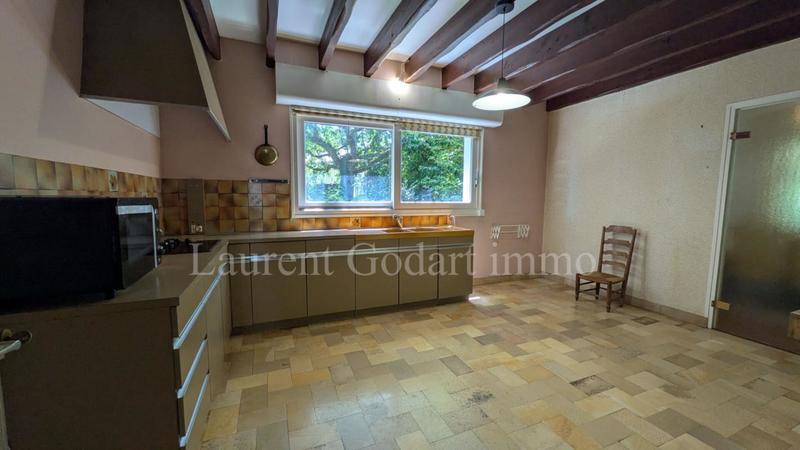 Maison - 186 m² - 8 pièces