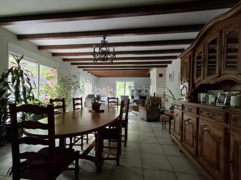 Maison - 163 m² - 6 pièces