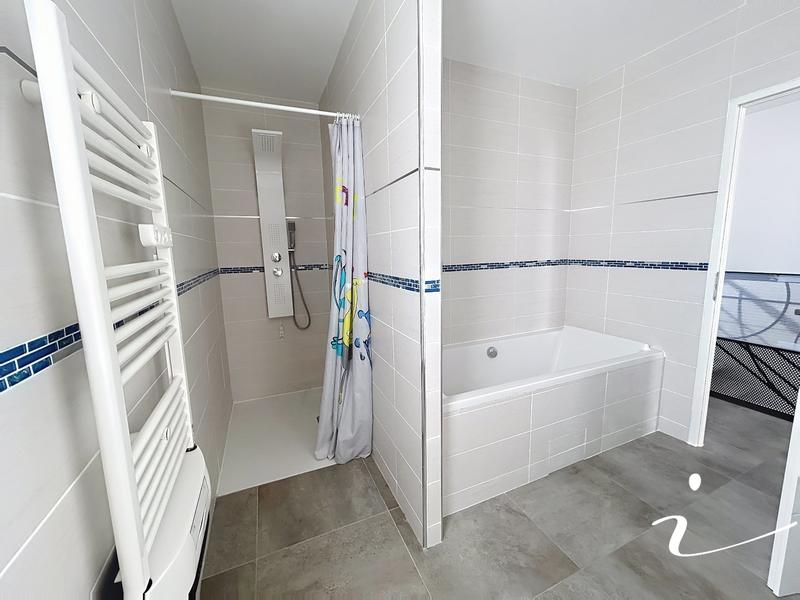 Villa - 145 m² - 6 pièces