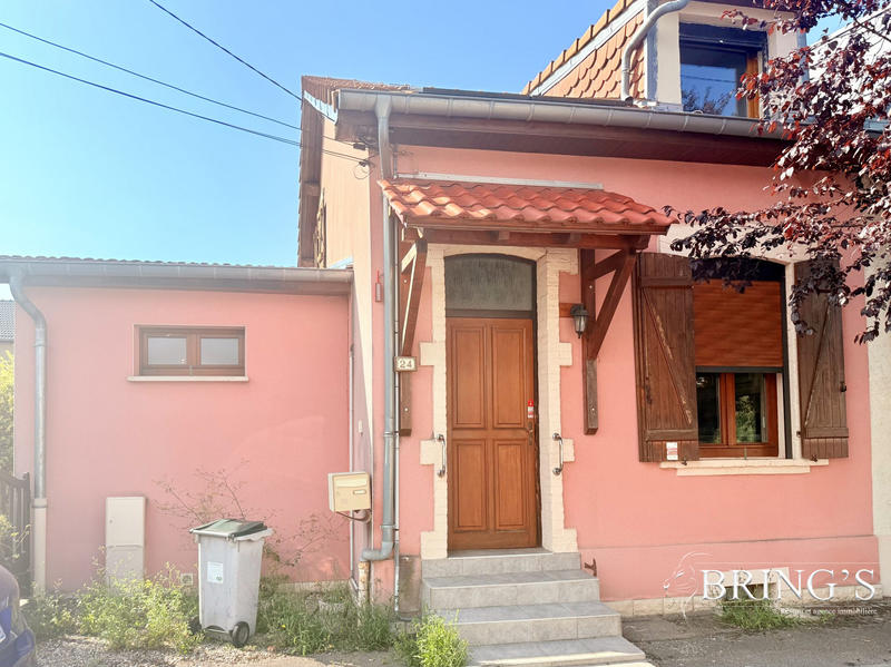 Maison - 85 m² - 3 pièces