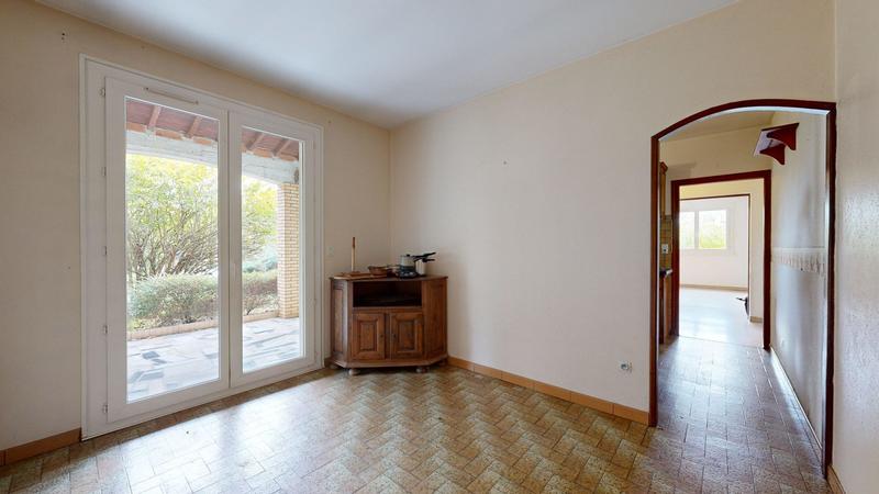 Maison traditionnelle - 174 m² - 7 pièces