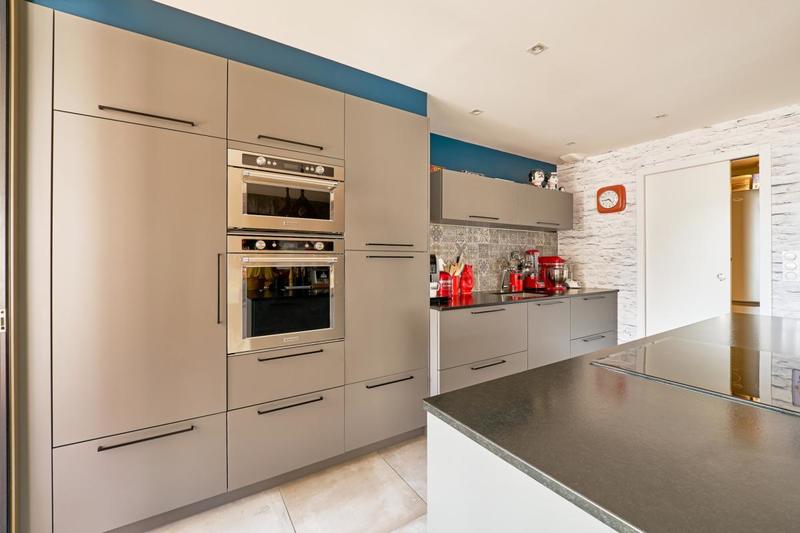 Appartement - 80 m² - 3 pièces