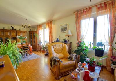 Appartement - 91 m² - 4 pièces