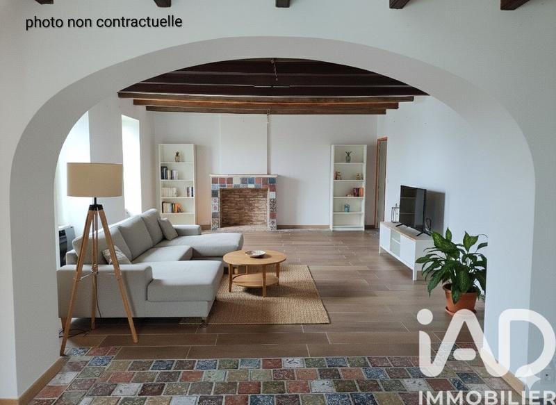 Maison - 200 m² - 7 pièces