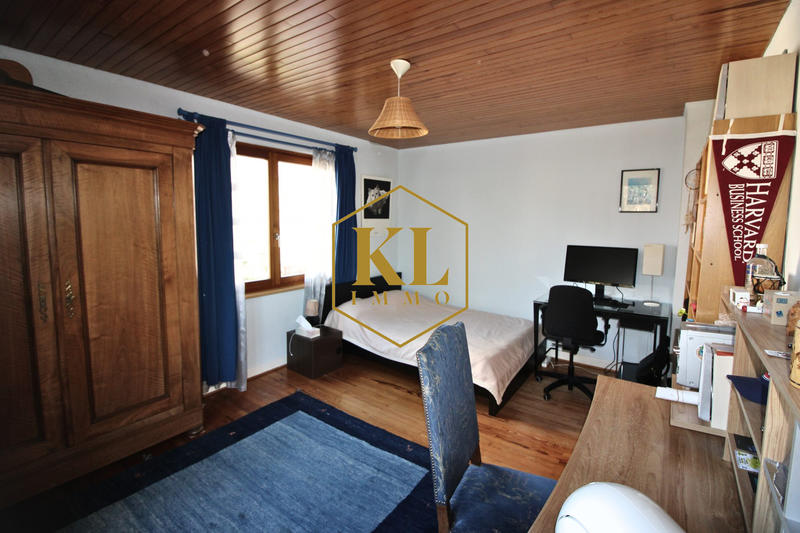 Maison - 171 m² - 7 pièces