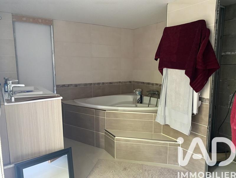 Maison de campagne - 140 m² - 4 pièces